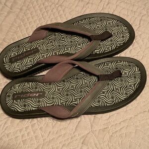 Rider Black and Gray Flip Flops